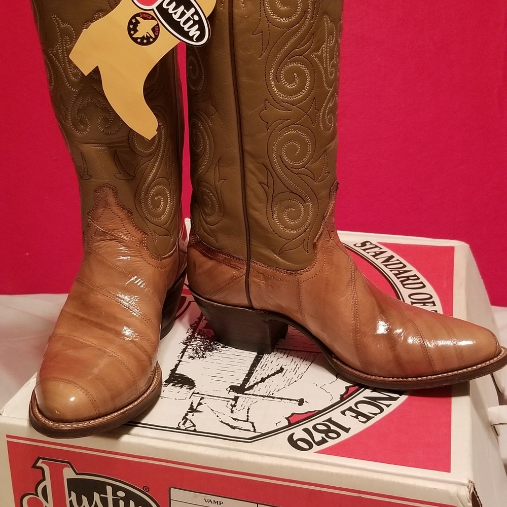 Justin Boots Two-Tone Brown Tan Leather Heeled Cowboy Boots